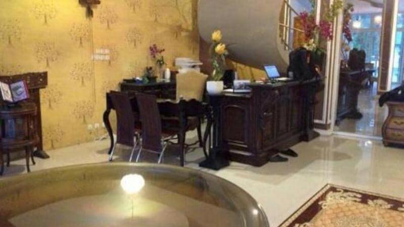 오요 1239 모조케르토 클래식 홈스테이 Mojokerto 외부 사진